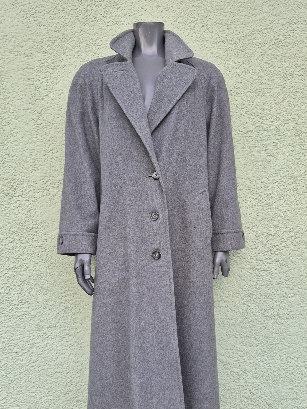 Fashionbila Petite (USA) Ladies Vintage Gray Medium Weight Wool Blend Over Coat
